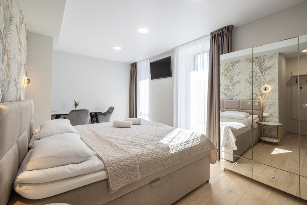 Dharma Stay Apartamentai Su Terasa Ir Vaizdu I Miesta Telšiai Exteriér fotografie