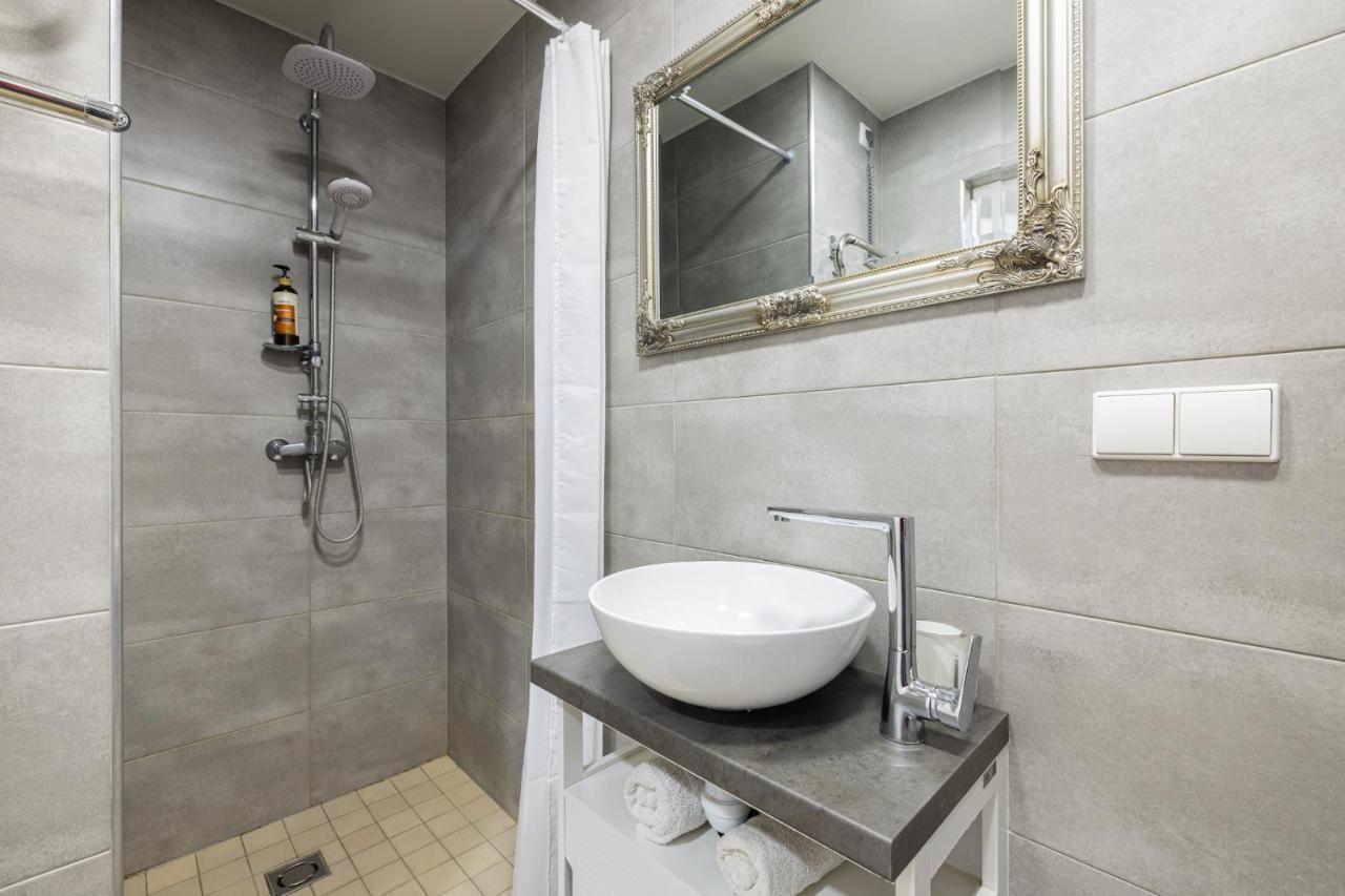 Dharma Stay Apartamentai Su Terasa Ir Vaizdu I Miesta Telšiai Exteriér fotografie