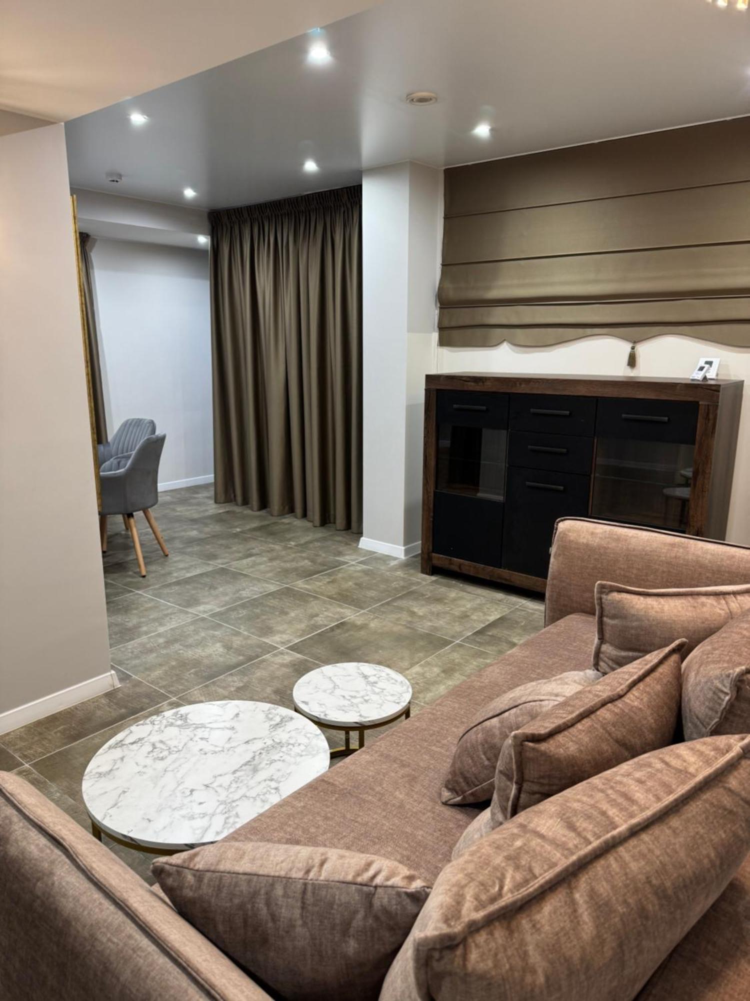 Dharma Stay Apartamentai Su Terasa Ir Vaizdu I Miesta Telšiai Exteriér fotografie