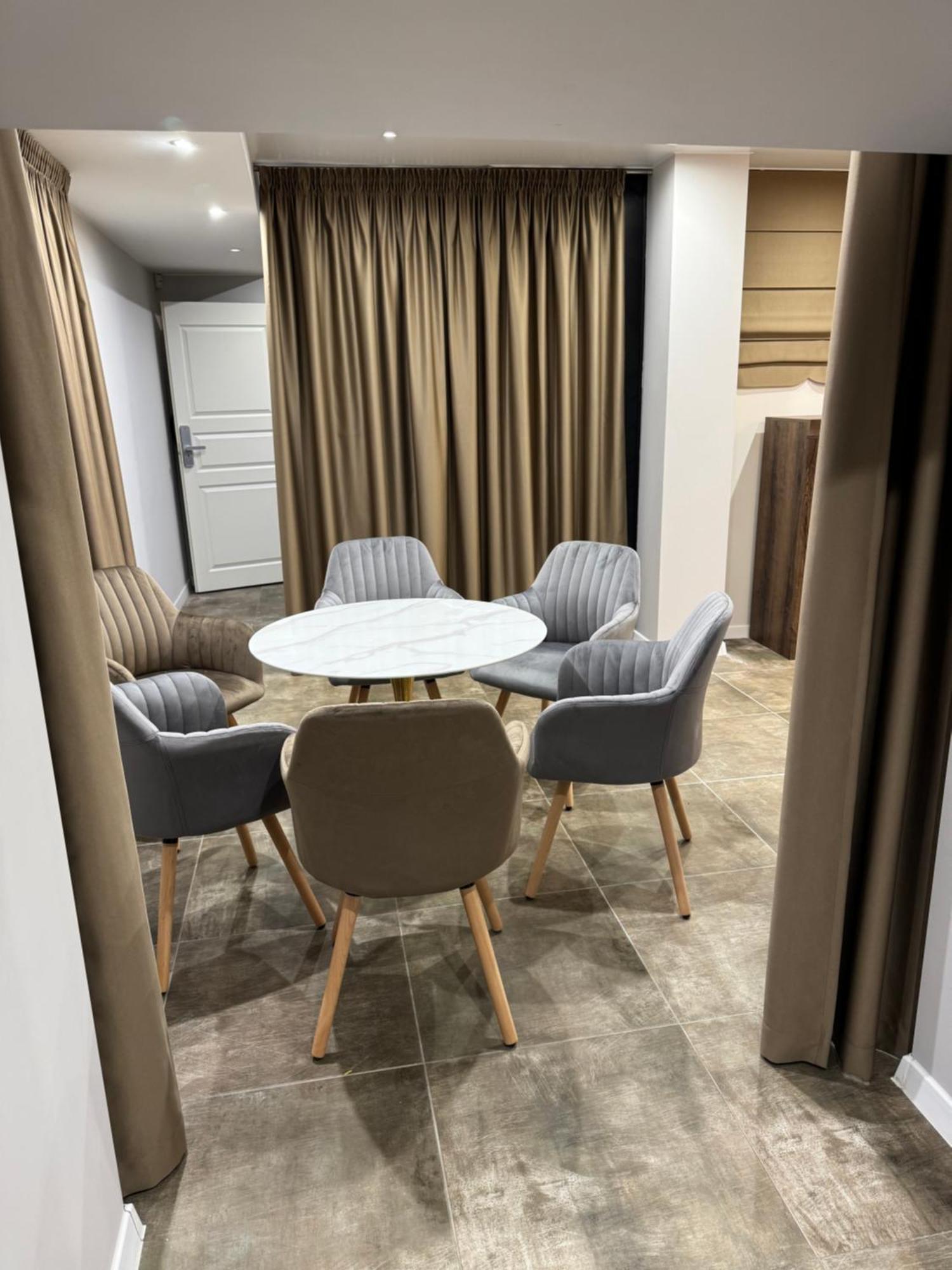 Dharma Stay Apartamentai Su Terasa Ir Vaizdu I Miesta Telšiai Exteriér fotografie